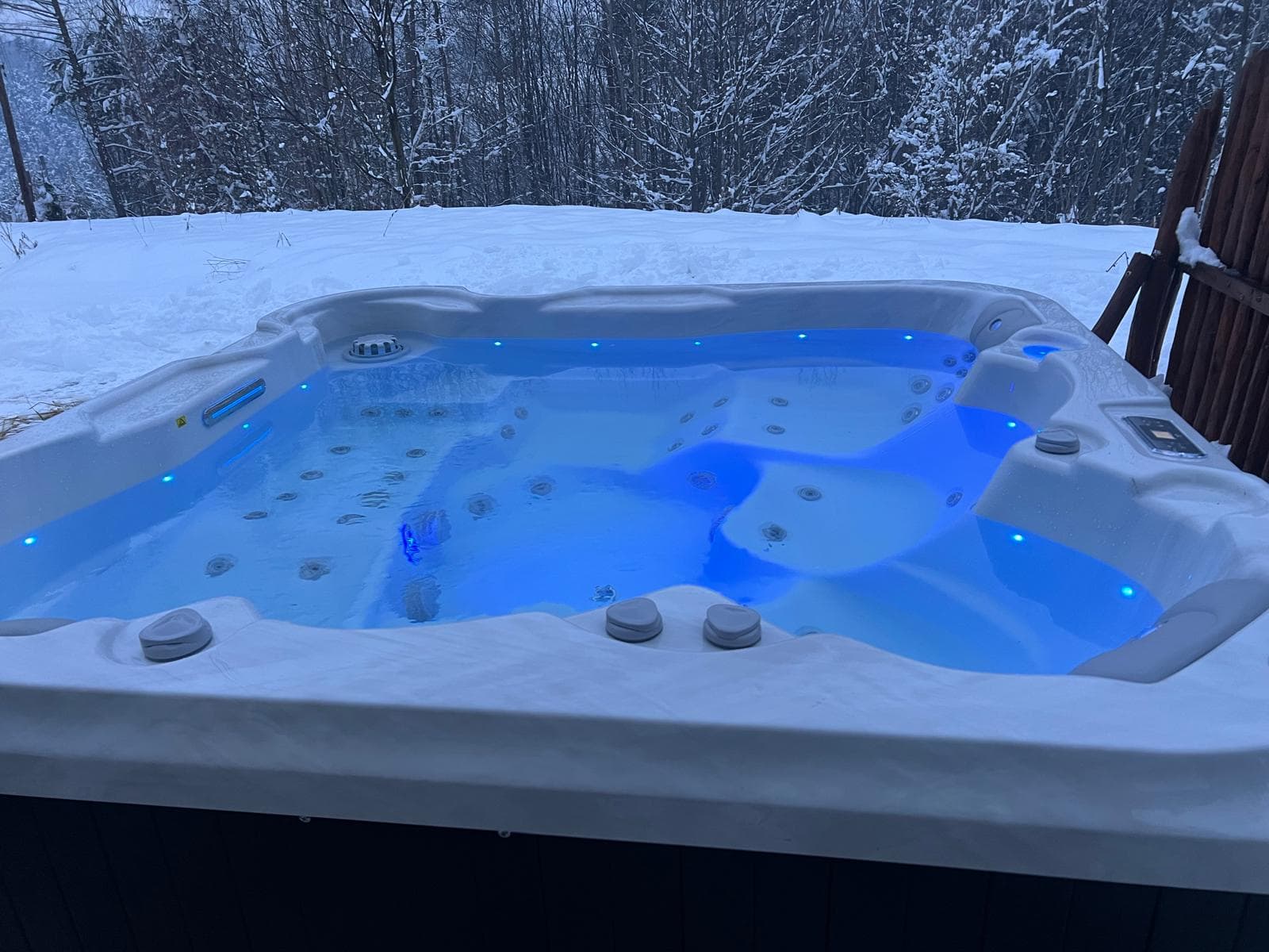 Bergchalet im Winter 3